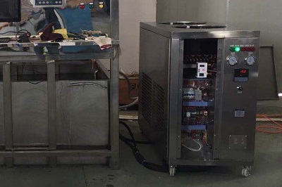 風冷式冷水機組風扇不運行是什么原因？