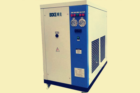 水冷箱式冷水機(jī)和螺桿式機(jī)組有何不同？